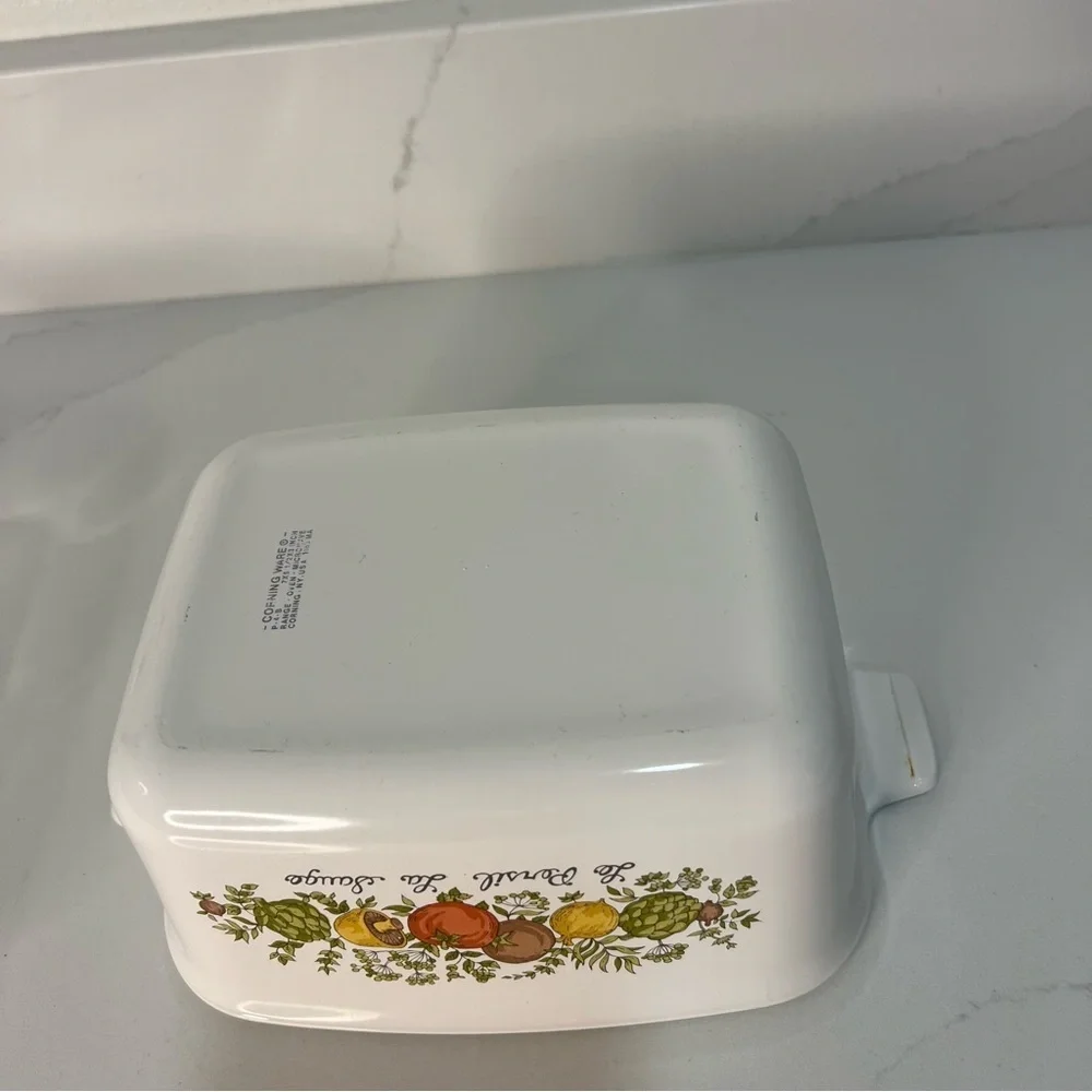 Vintage Corningware Spice of Life Casserole Dish with Glass Lid 7